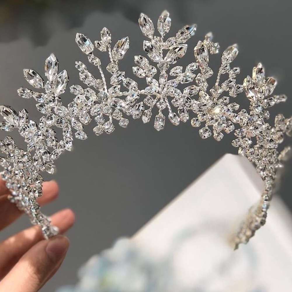 Luxury crystal bridal princess Tiara